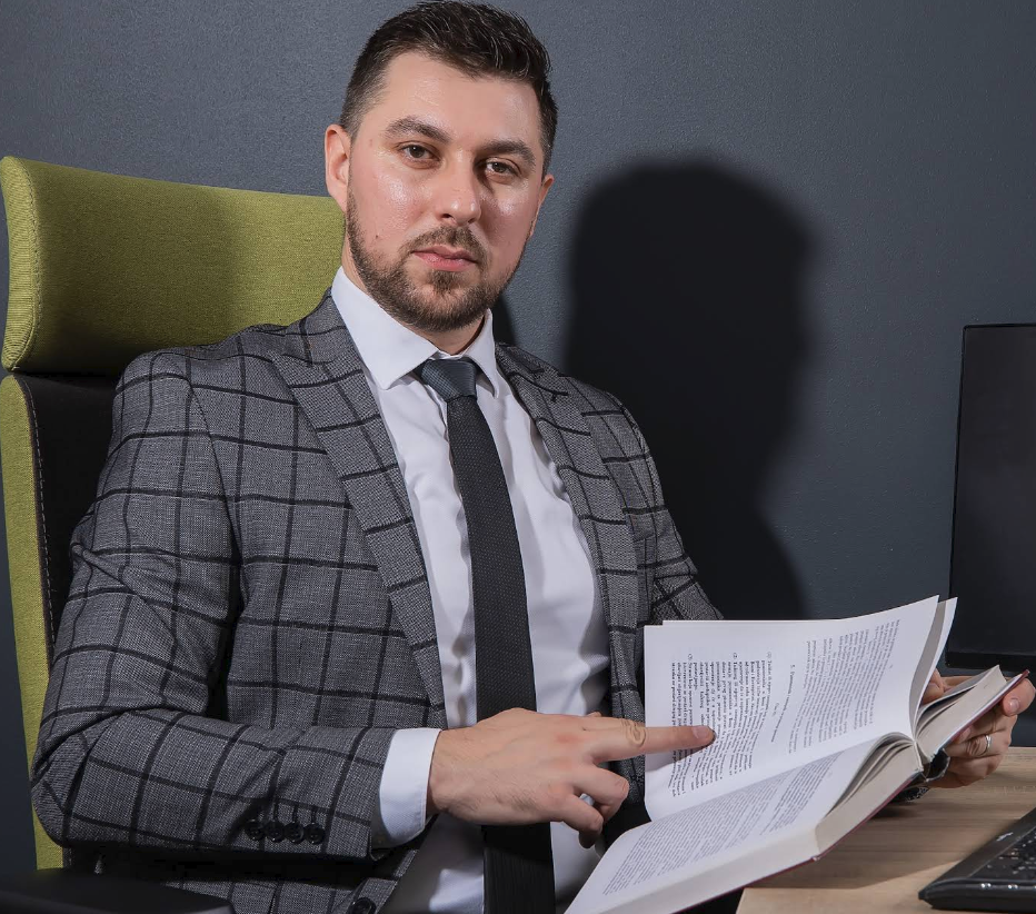 Advokat Emir Dizdarević